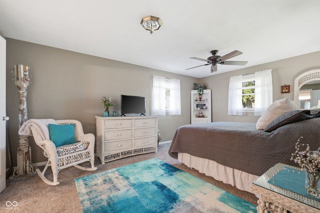 431 S Hardacre Court, New Castle, IN 47362