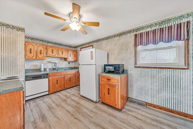 690 SCUFFLING HILL RD, Rocky Mount, VA 24151