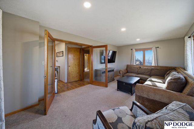 504 W Valley Street, Valley, NE 68064