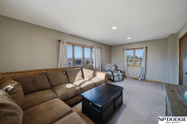 504 W Valley Street, Valley, NE 68064