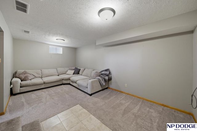 504 W Valley Street, Valley, NE 68064