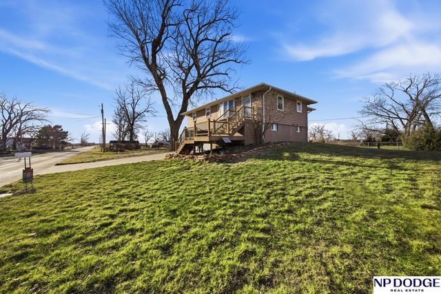 504 W Valley Street, Valley, NE 68064