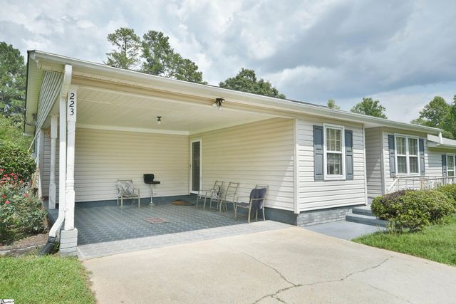 223 Redwood Drive, Easley, SC 29642