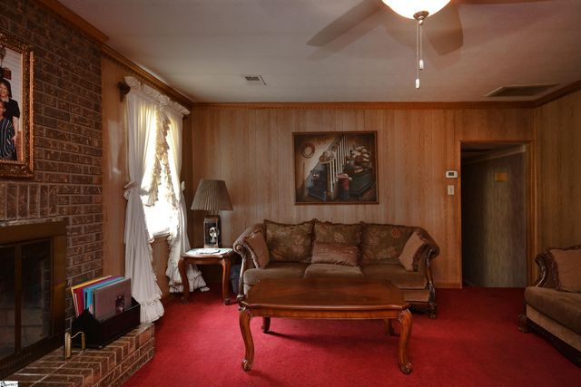 223 Redwood Drive, Easley, SC 29642
