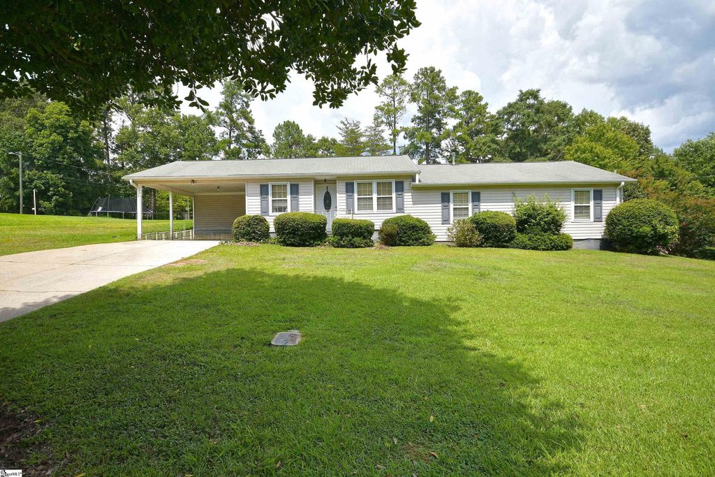223 Redwood Drive, Easley, SC 29642