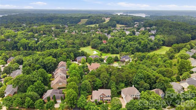 1406 Finsbury Lane, Tega Cay, SC 29708