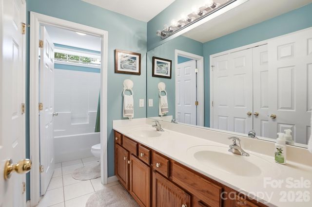 1406 Finsbury Lane, Tega Cay, SC 29708
