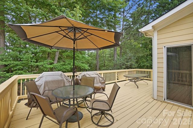 1406 Finsbury Lane, Tega Cay, SC 29708