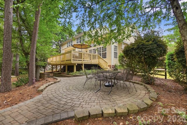 1406 Finsbury Lane, Tega Cay, SC 29708