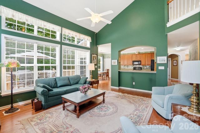 1406 Finsbury Lane, Tega Cay, SC 29708