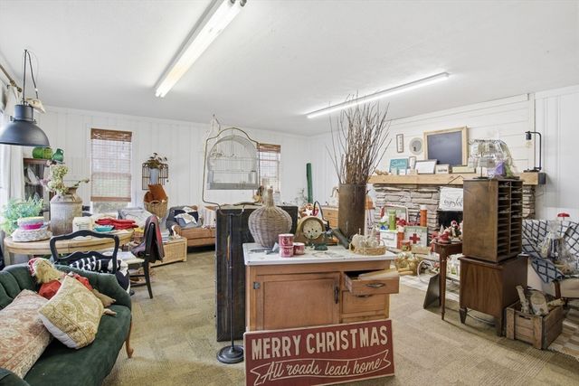 148 River St, West Springfield, MA 01089