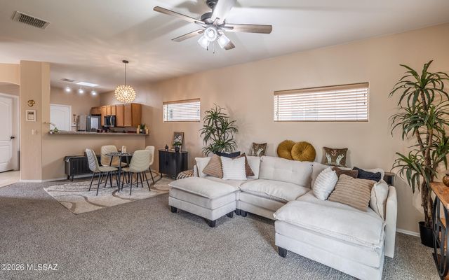 454 E Cactus Mountain Drive, Vail, AZ 85641