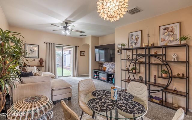 454 E Cactus Mountain Drive, Vail, AZ 85641