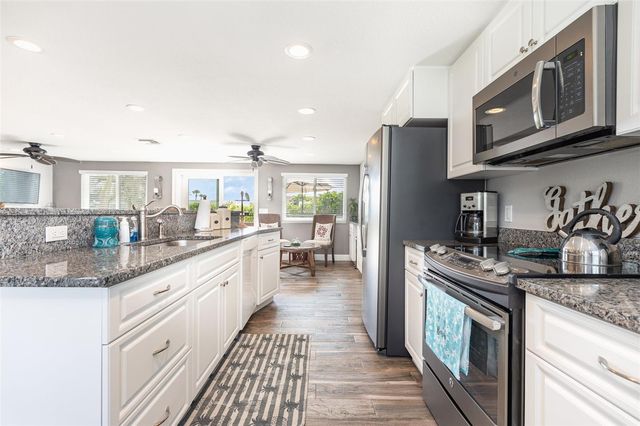 3811 101ST STREET W, Bradenton, FL 34210