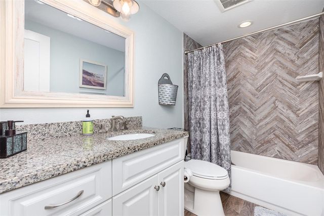 3811 101ST STREET W, Bradenton, FL 34210