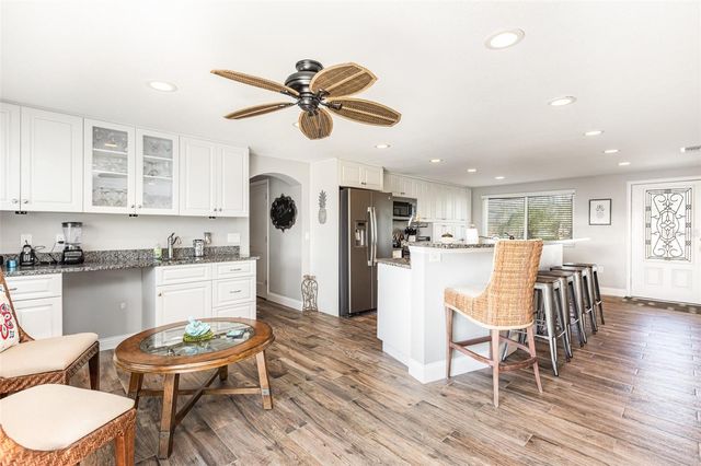 3811 101ST STREET W, Bradenton, FL 34210