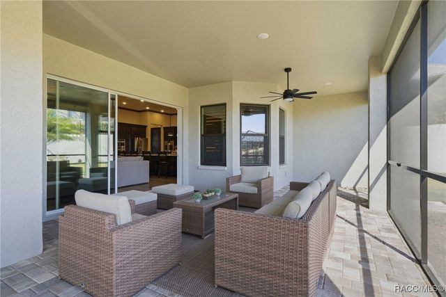 1999 N Buckmeadow Loop, Hernando, FL 34442