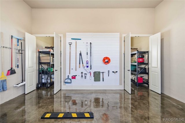 1999 N Buckmeadow Loop, Hernando, FL 34442