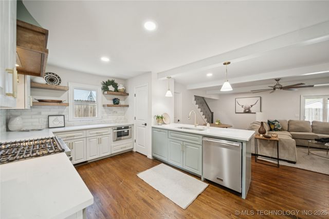 3919 S Detroit Avenue, Tulsa, OK 74105