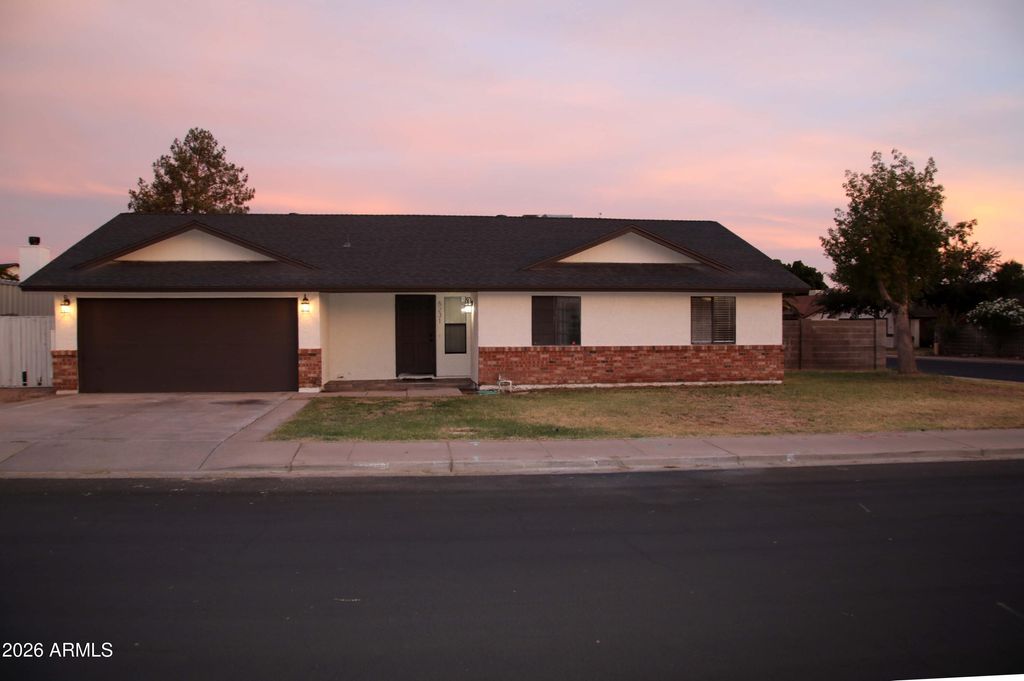 6231 E INGLEWOOD Street, Mesa, AZ 85205 — exterior