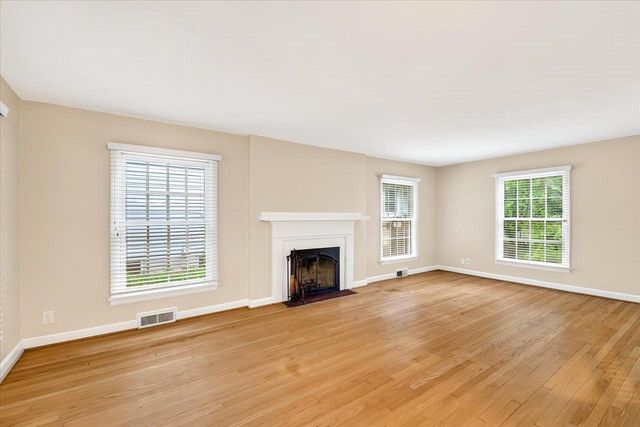 4186 Nakoma Road, Madison, WI 53711