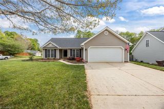 5306 Willow Ridge Drive, Summerfield, NC 27358