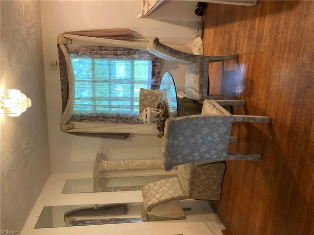 21 Suburban PW, Hampton, VA 23661