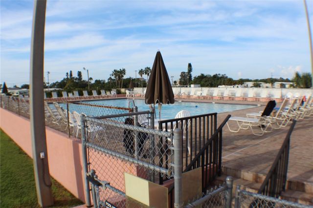 6519 TEXAS STREET, Bradenton, FL 34207