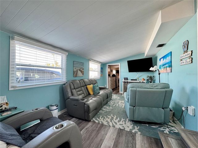 6519 TEXAS STREET, Bradenton, FL 34207