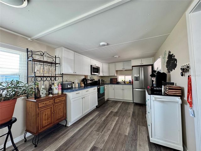 6519 TEXAS STREET, Bradenton, FL 34207