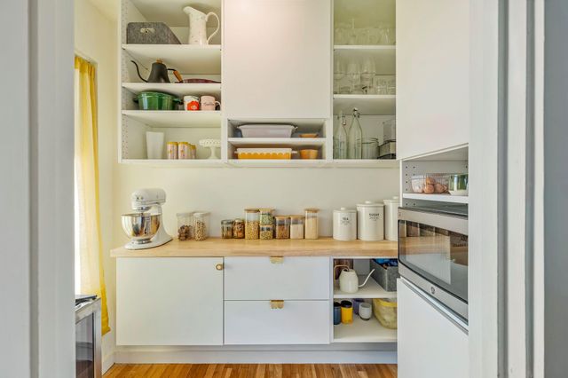 618 Denson Dr, Austin, TX 78752