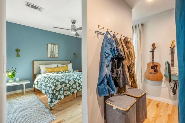 618 Denson Dr, Austin, TX 78752