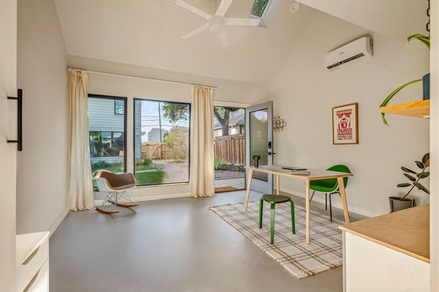 618 Denson Dr, Austin, TX 78752