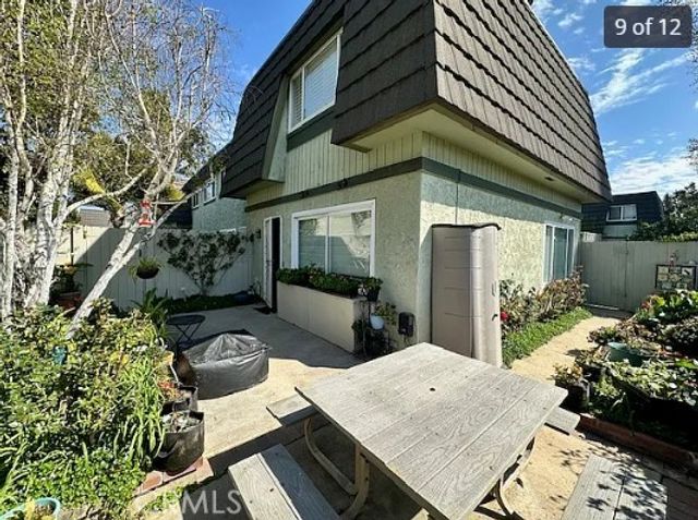 1649 Iowa Street D, Costa Mesa, CA 92626