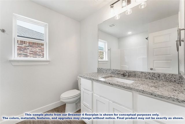 1013 Marquis Avenue, Lowell, AR 72745