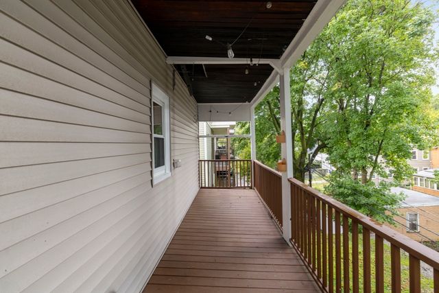 17 Victoria St 3, Boston, MA 02125