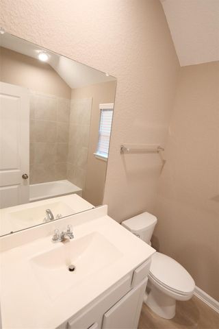 7211 Songlark Landing, Katy, TX 77493