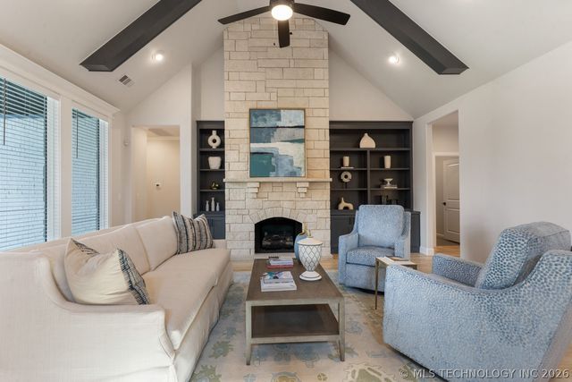 5912 E 127th Street S, Tulsa, OK 74008