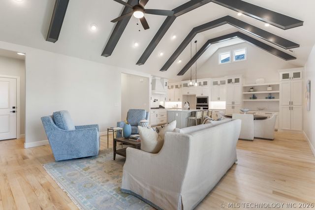 5912 E 127th Street S, Tulsa, OK 74008