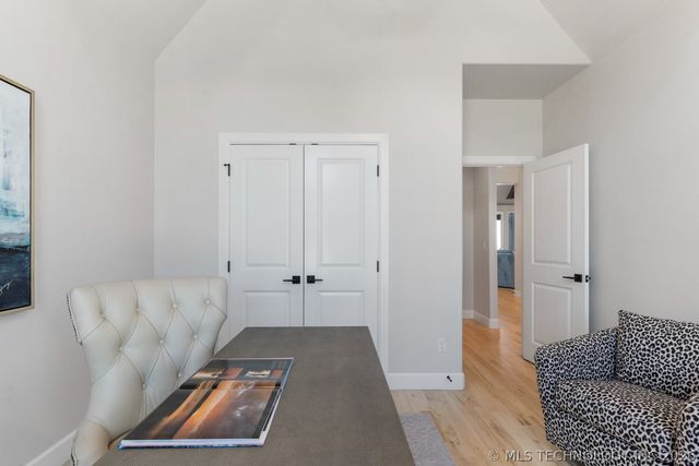 5912 E 127th Street S, Tulsa, OK 74008