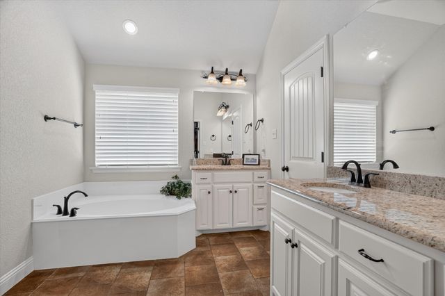 637 Ethan Drive, Weatherford, TX 76087
