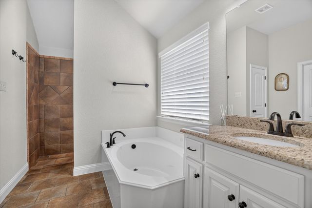 637 Ethan Drive, Weatherford, TX 76087