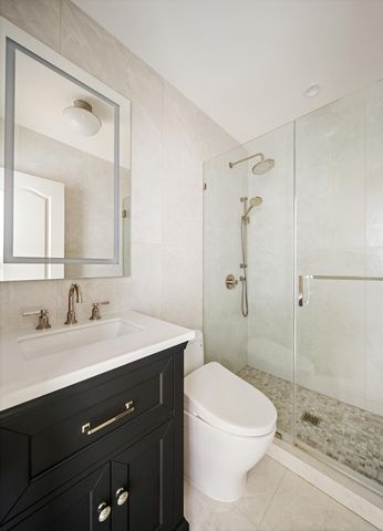 457 LEXINGTON Avenue, New York City, NY 11221