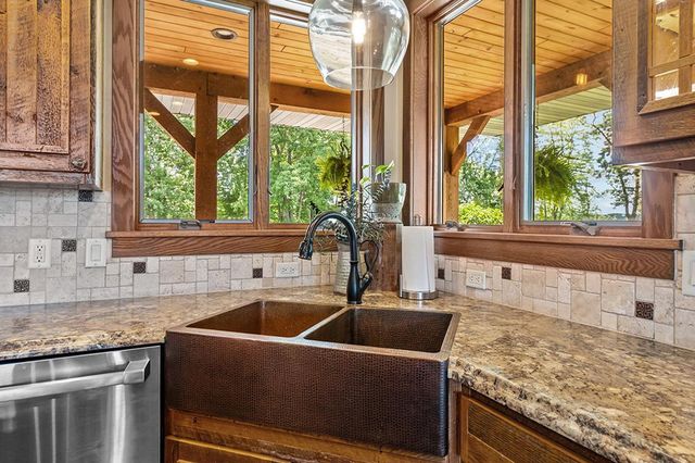 N4003 MARSH ROAD, New London, WI 54961