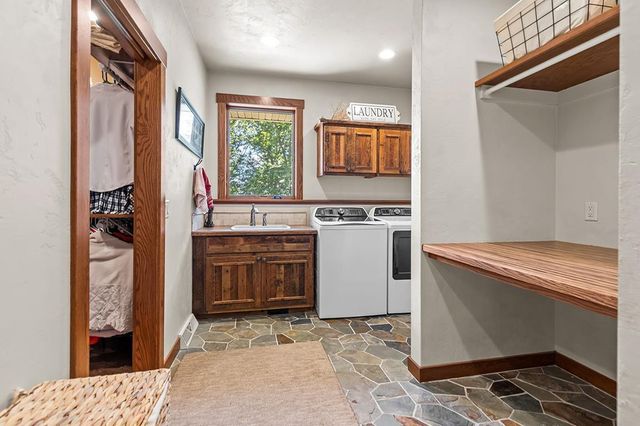 N4003 MARSH ROAD, New London, WI 54961