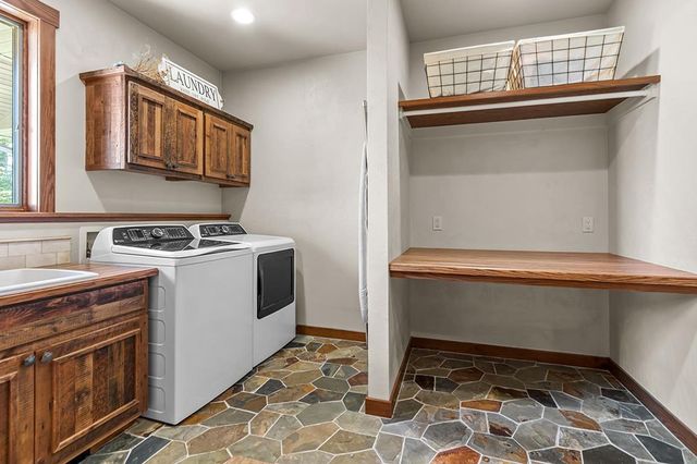 N4003 MARSH ROAD, New London, WI 54961