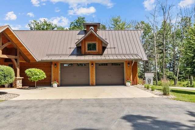 N4003 MARSH ROAD, New London, WI 54961