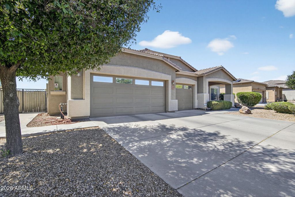 2959 N ROSEWOOD Avenue, Casa Grande, AZ 85122 — photo 2