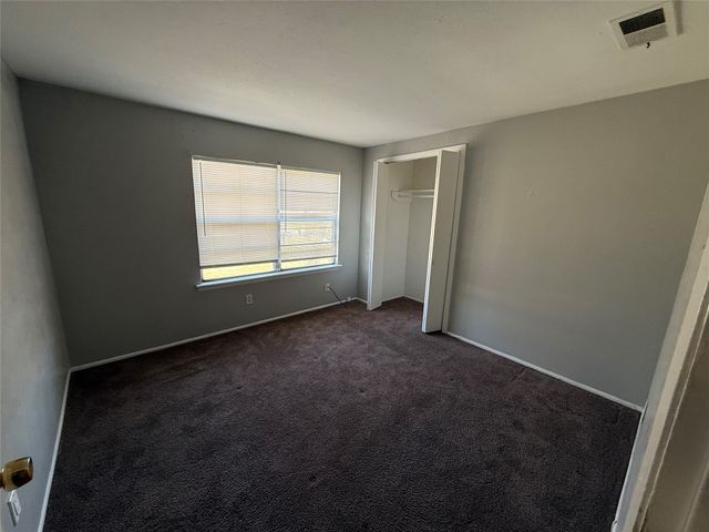 2847 Linhaven Drive, Mesquite, TX 75150