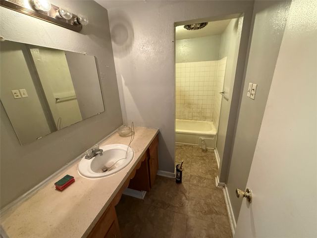 2847 Linhaven Drive, Mesquite, TX 75150